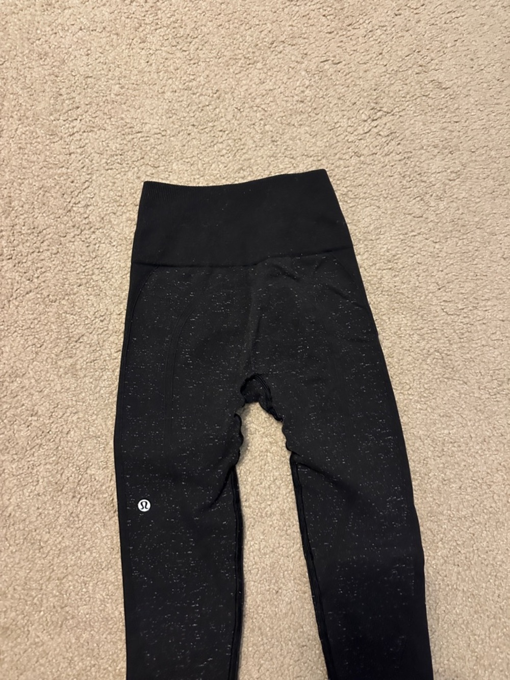 lululemon athletica Black Speckled  7/8 Leggings
Size 0